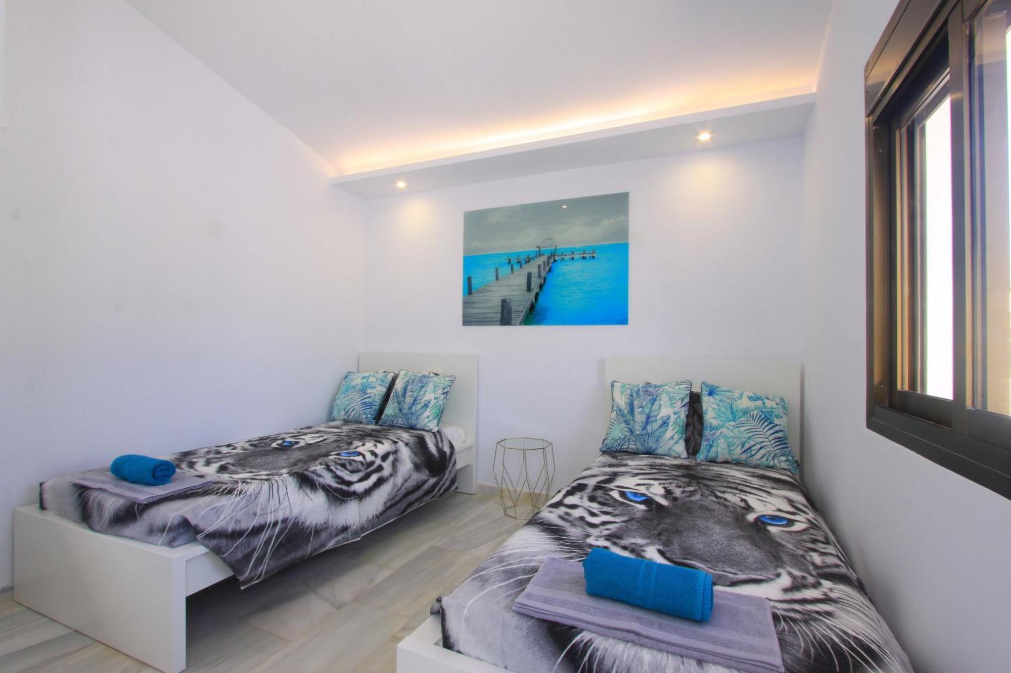 1108 Beachfront 2 Apartments With Roofterrace 80Mtrgt Beach 3 Pools Marbella Buitenkant foto